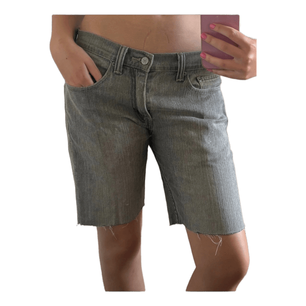 Grå denimshorts