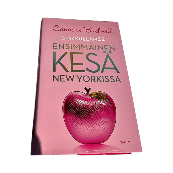 Candace Bushnell Sinkkuelämää Ensimmäinen Kesä New Yorkissa kirja