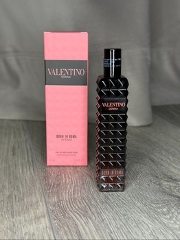 Valentino born in roma