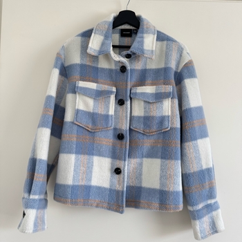 Vero Moda ruudullinen takki M