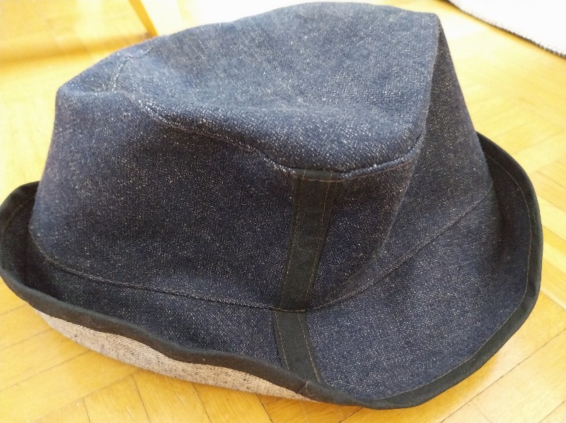 Bucket-hattu, denim