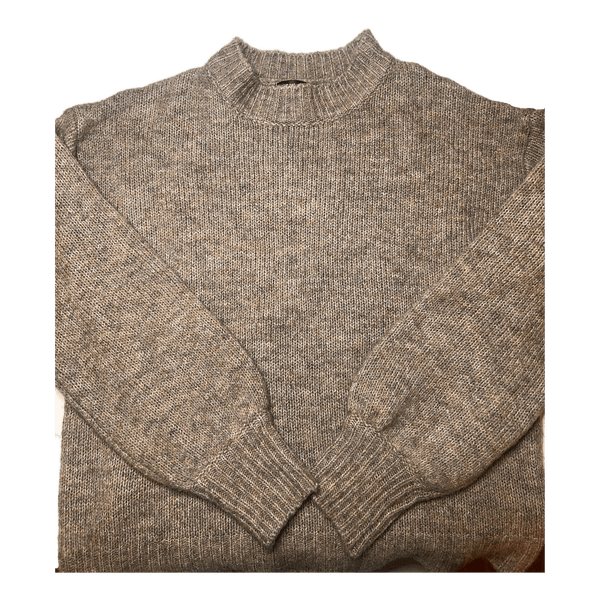 Brun strikket sweater