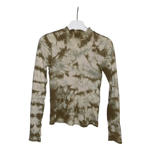 Green tie-dye long-sleeve top