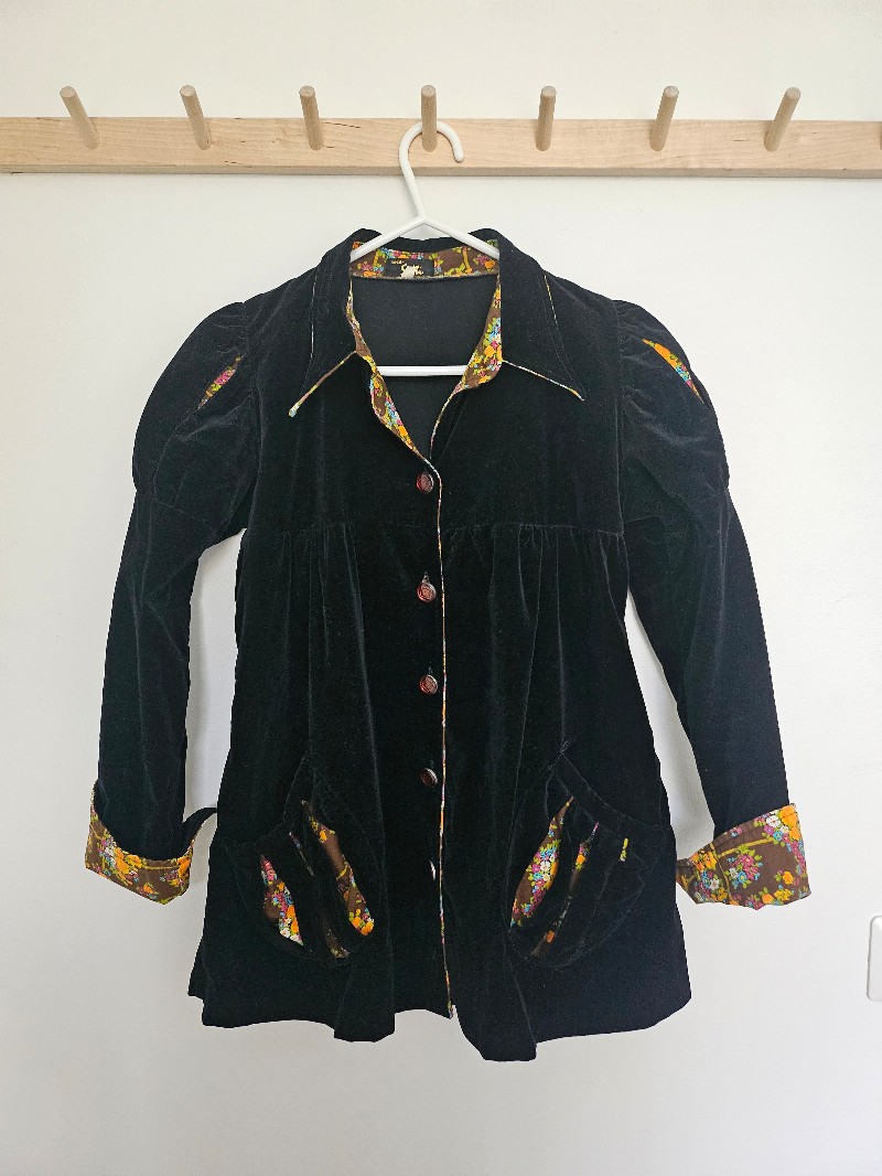 Vintage black velvet floral trim jacket