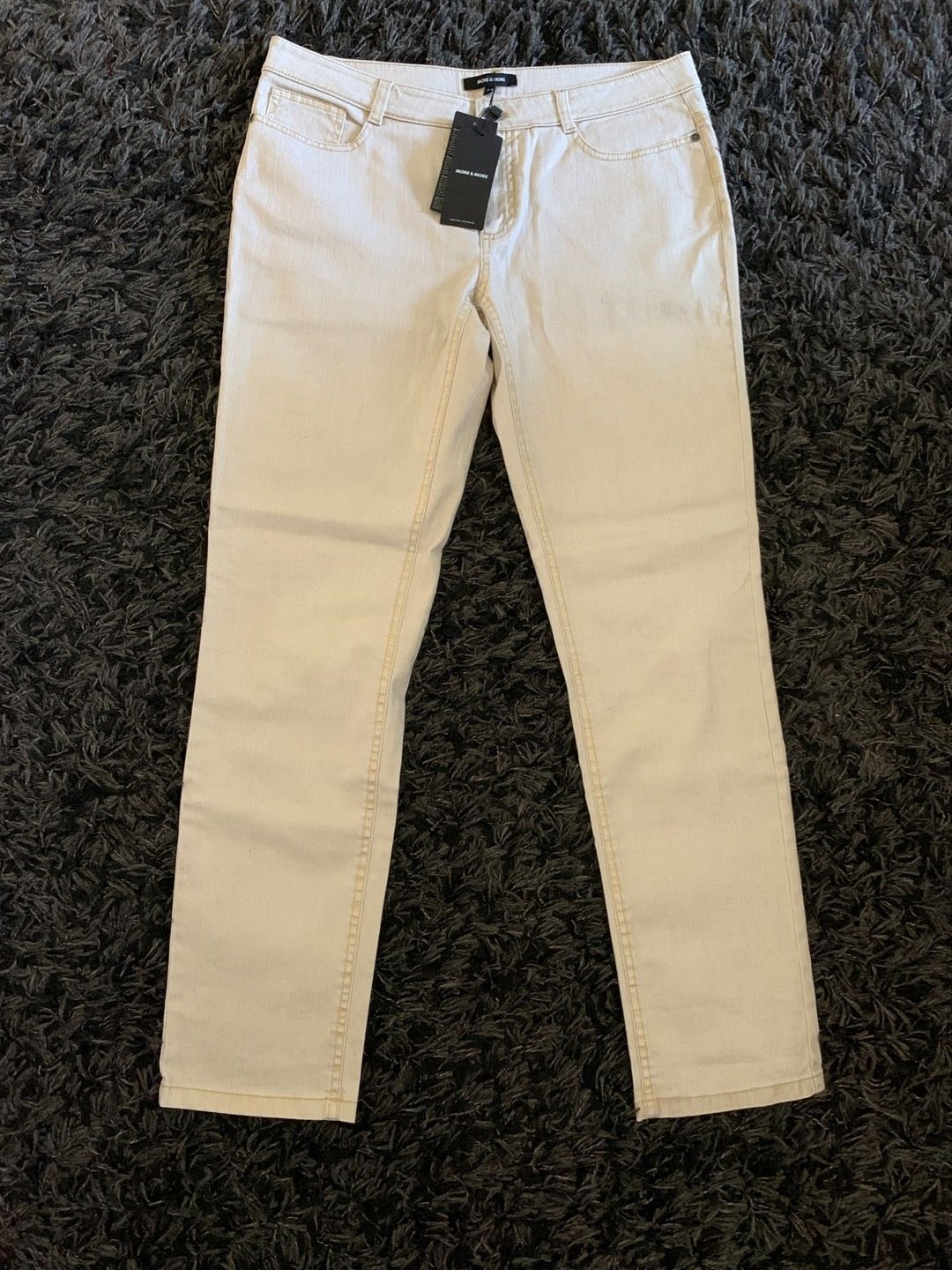 More & more jeans