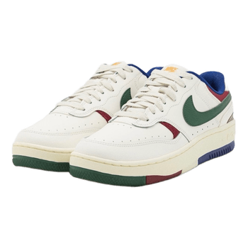 Nike sportswear