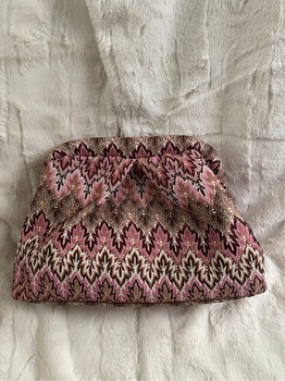 Unused patterned clutch bag 🩷