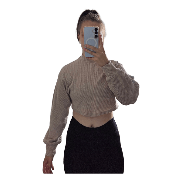 Beige crop top