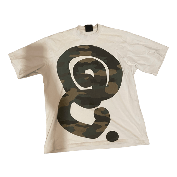 Camo qurateet shirt