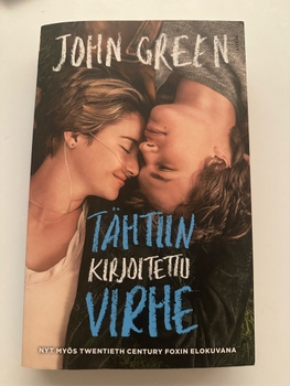 Tähtiin kirjoitettu virhe -pokkari