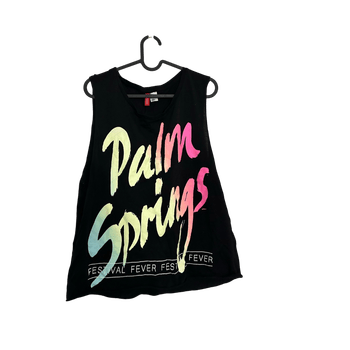 ysäriteemainen hihaton paita