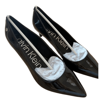 Black patent pumps