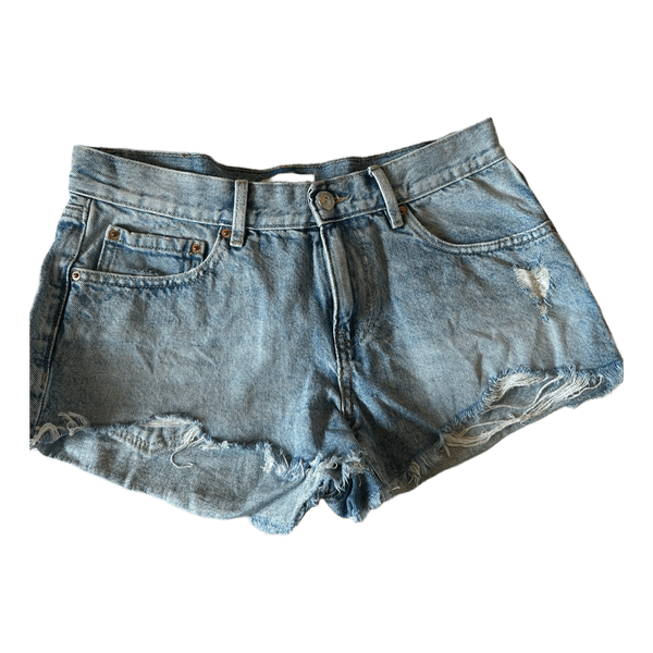Lyseblå denimshorts