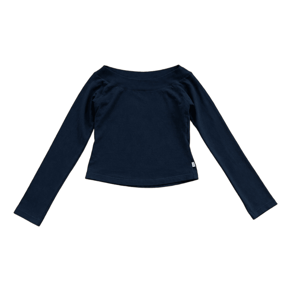 Musta off-shoulder-pitkähihainen