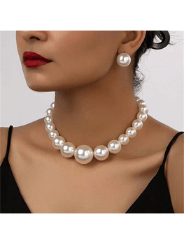 Faux pearl jewelry set