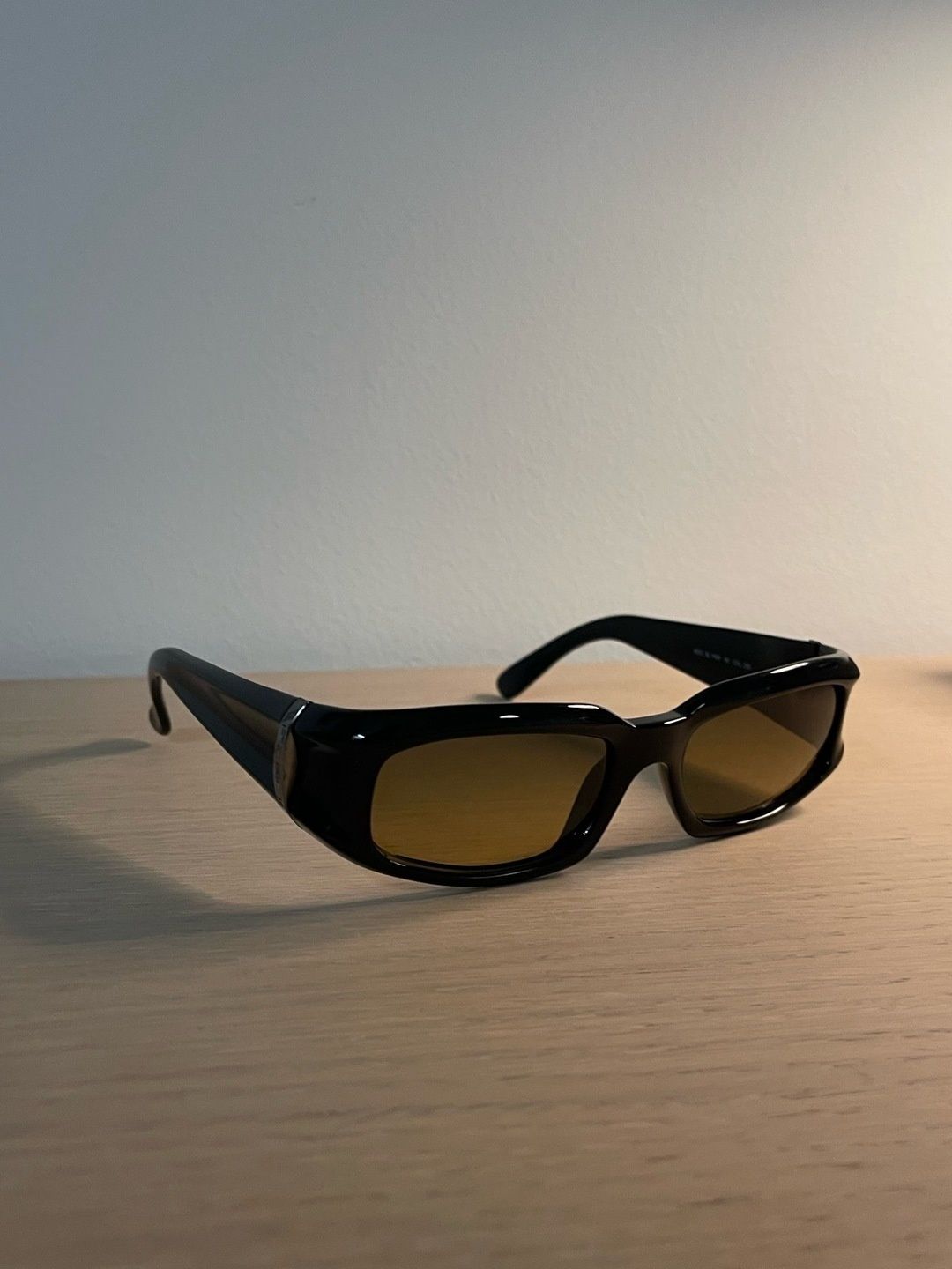 Fendi aurinkolasit