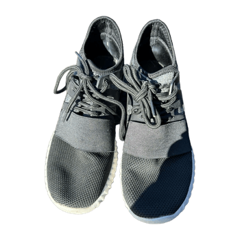 Blend sports shoes