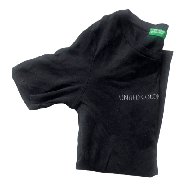 Black cotton t-shirt