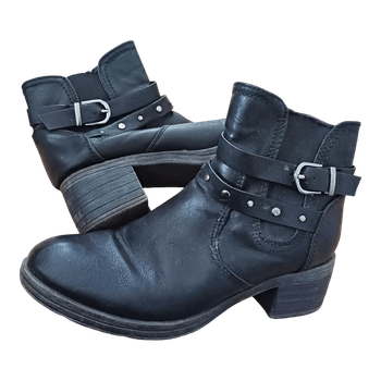 Korolliset nilkkurit