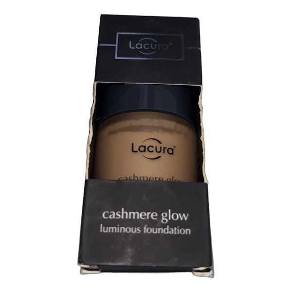 Lacura cashmere glow foundation