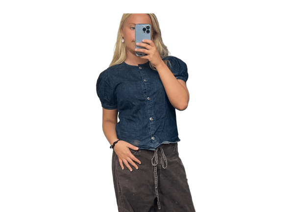 Blå denimbluse med pufærmer