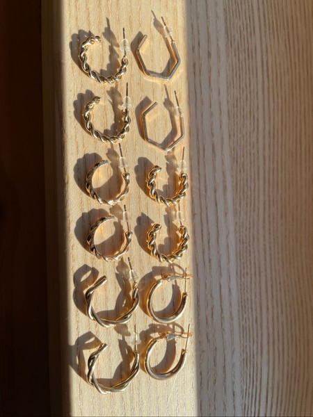 Set of gold hoop earrings