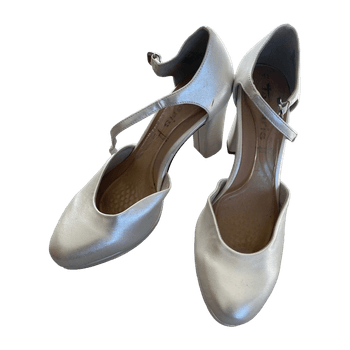 Tamaris heels
