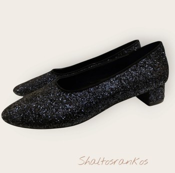 Dark blue glitter punps