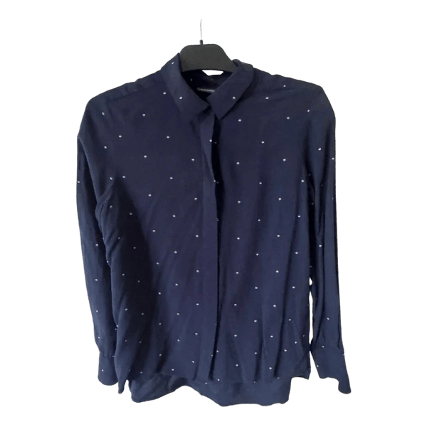 Mörkblå/ navy skjorta med prickor, storlek S