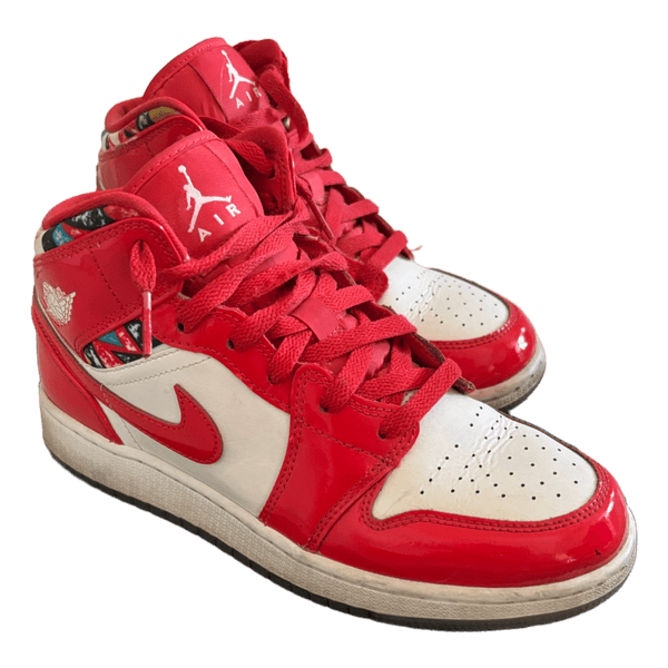 Nike Air Jordan tennarit