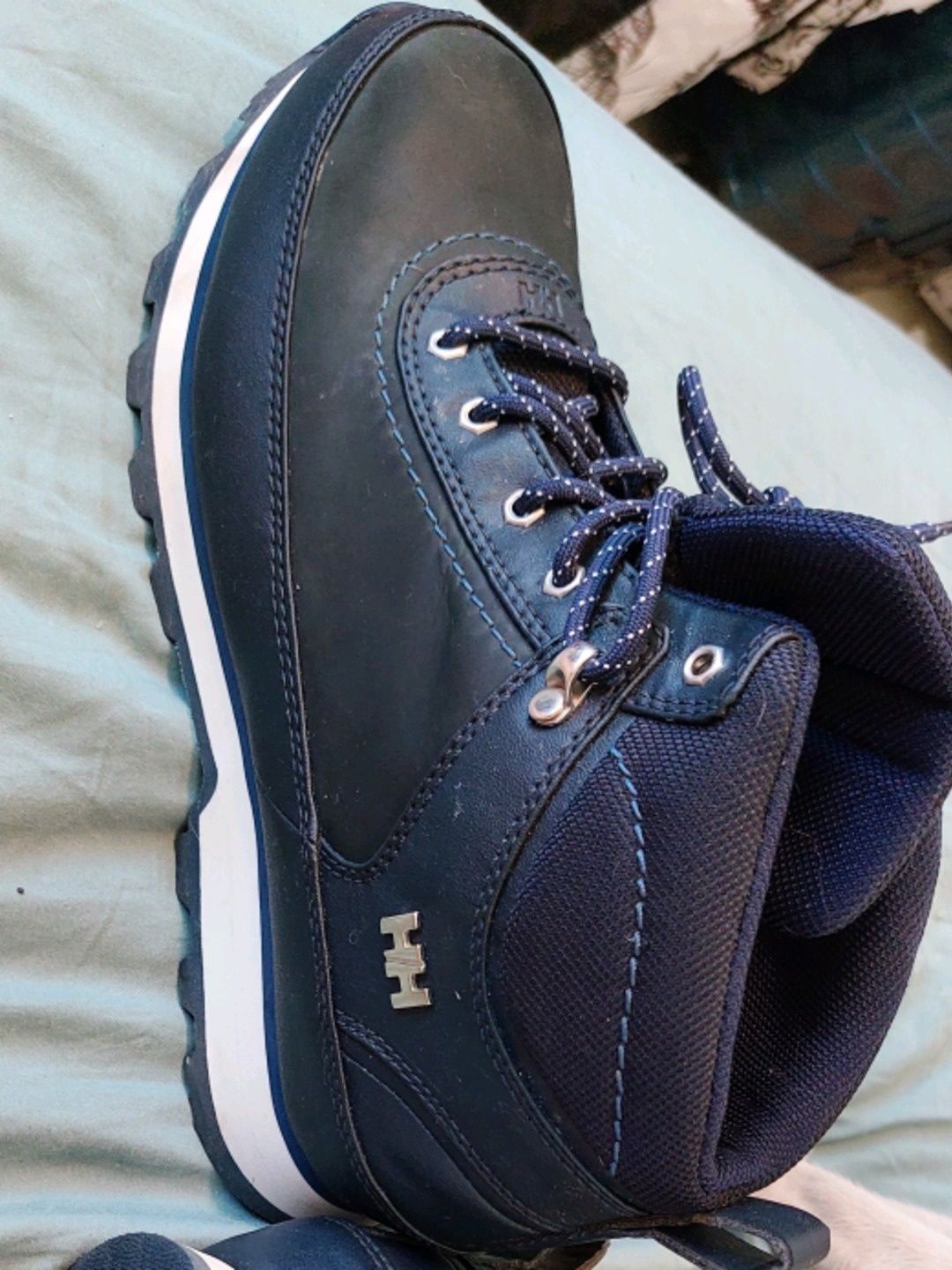 Helly hansen shoes