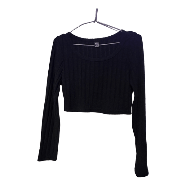 Black ribbed crop top
