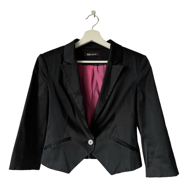 Black cropped blazer