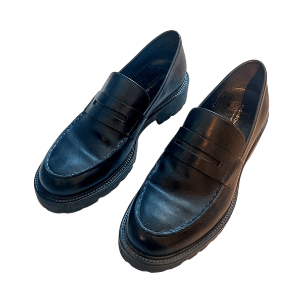 Mustat loafer-kengät