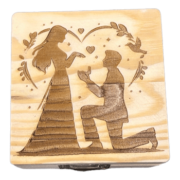 Medinė dėžutė žiedui