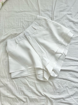 Valkoiset shortsihameet