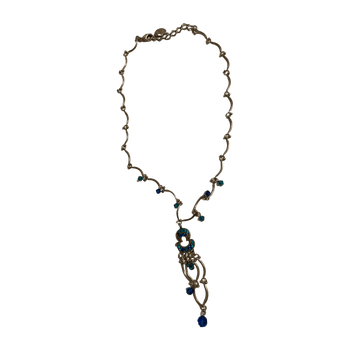Jaqueline Singh Paris necklase