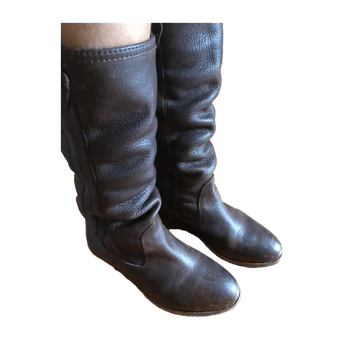 Diesel boots