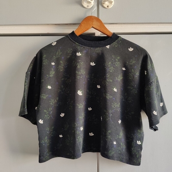 Riva clothing boxy t-paita