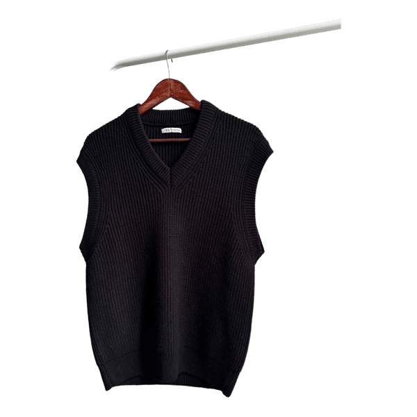Black ribbed knit vest