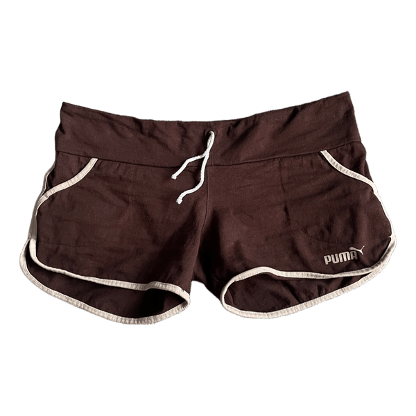 Ruskeat urheilushortsit y2k