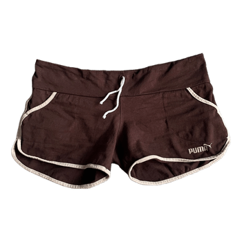 Ruskeat urheilushortsit y2k
