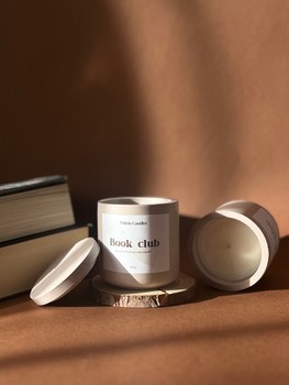 Soy wax candle Book club