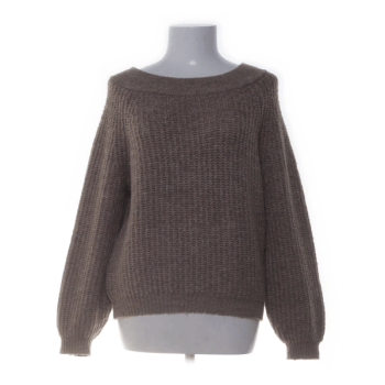 Knit sweater