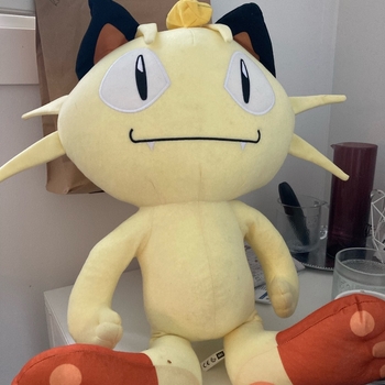 Pokémon pehmolelu