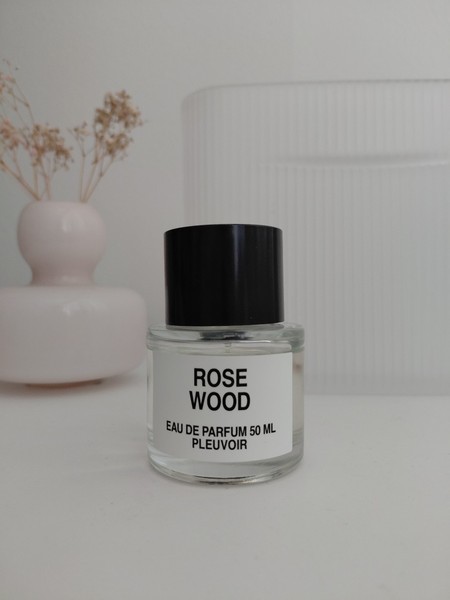 Pleuvoir Rose wood