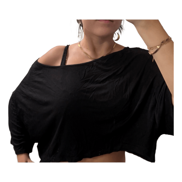 Sort off-shoulder top