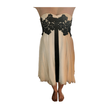Muotikuu dress