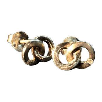 Q scandinavia jewelry