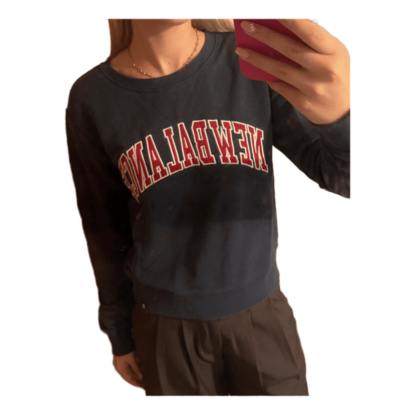 New Balance navy sweatshirt
